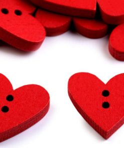 120344-6 Szív alakú fagomb piros