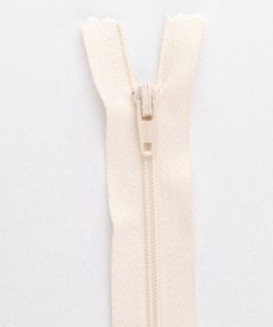 S40 Spirál cipzár 16cm zárt