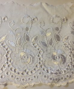 Madeira csipke 118 (9yard/vég) 130mm-es