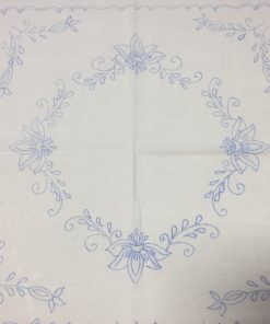 Elönyomott kézimunka 15*15 cm terítö