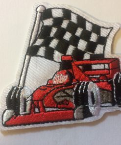 2957 Versenyautó zászlóval