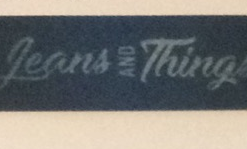 LE-4047 címke vas.ható -Jeans and Things